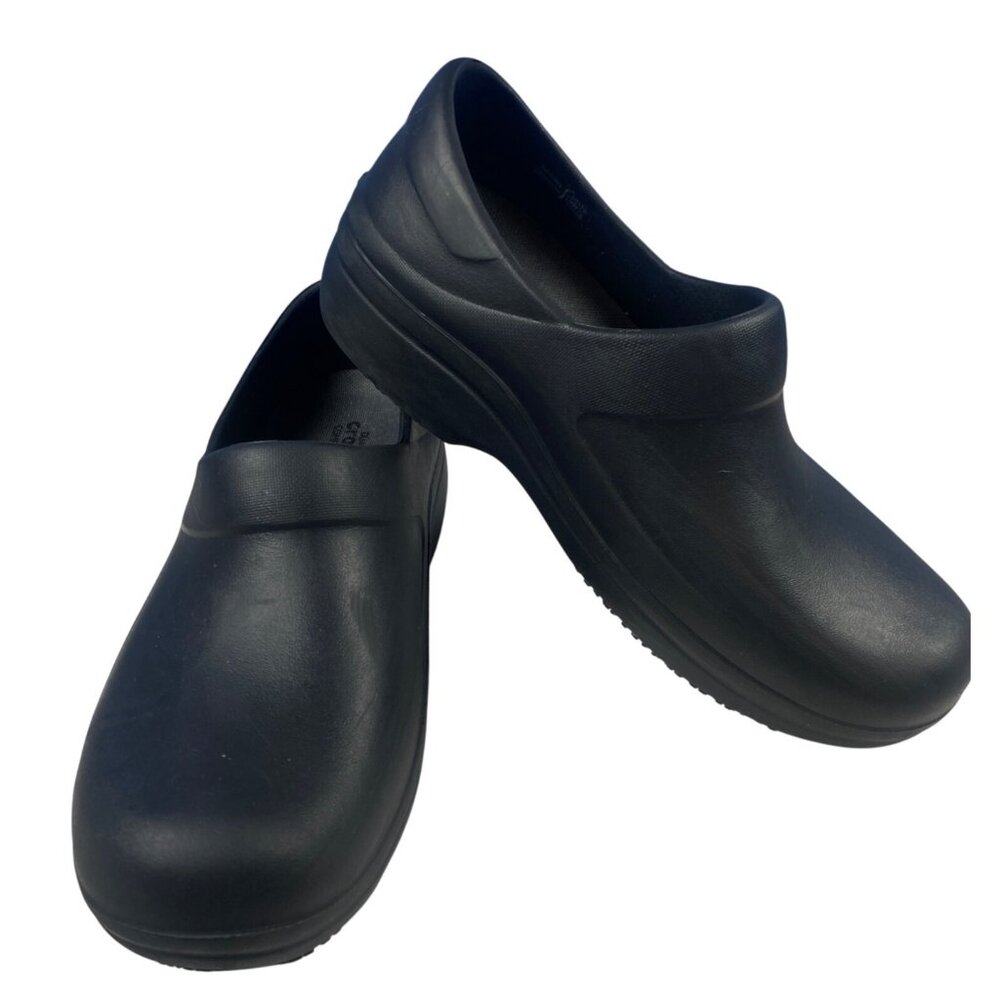 Crocs Dual Comfort Neria Pro II Work Clogs Women's 10 Professional Medical Shoes